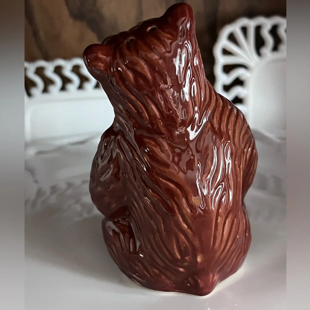 Charming Brown Bear and Cub Salt & Pepper Shaker Set Ceramic